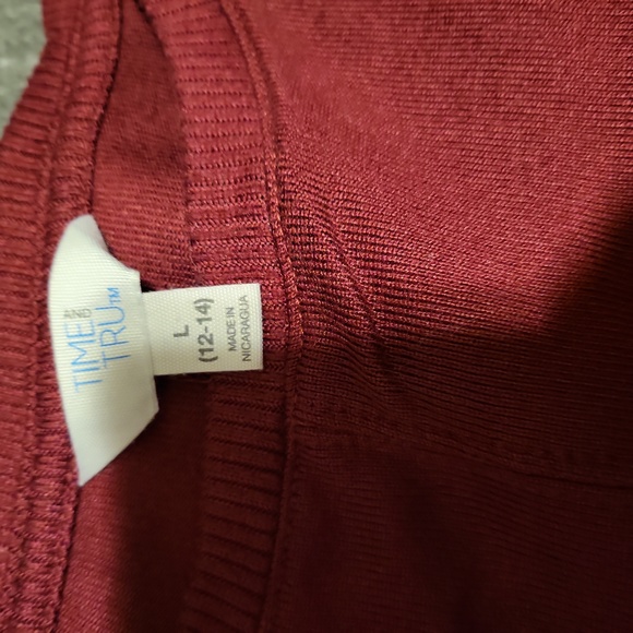 sweaters - Picture 5 of 7